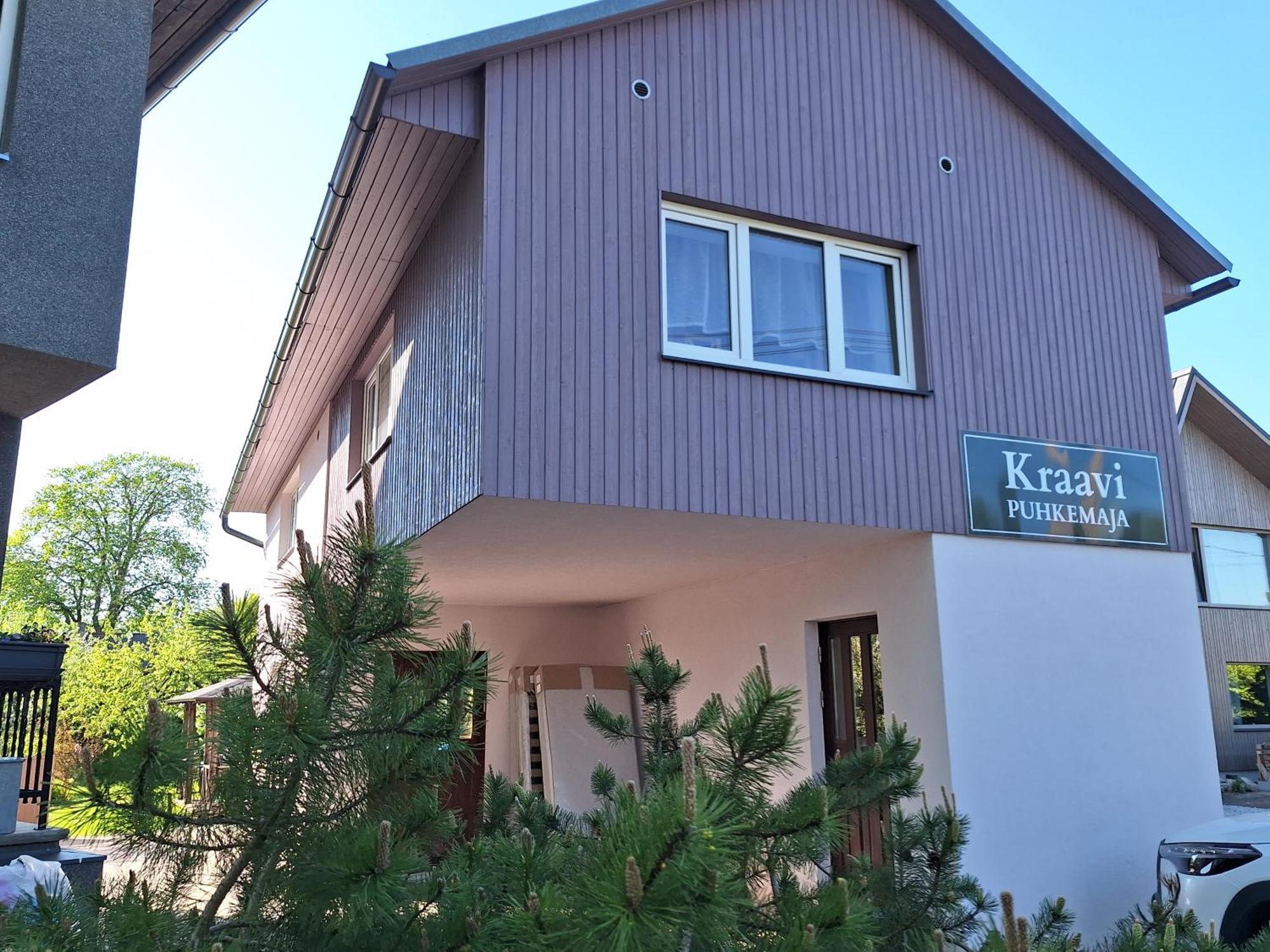 Kraavi Guest Hostel Kuressaare Esterno foto